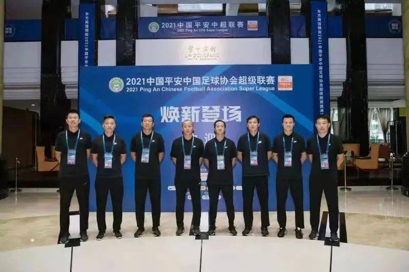 关于瓦朗谢纳队在比赛中破茧成蝶的信息