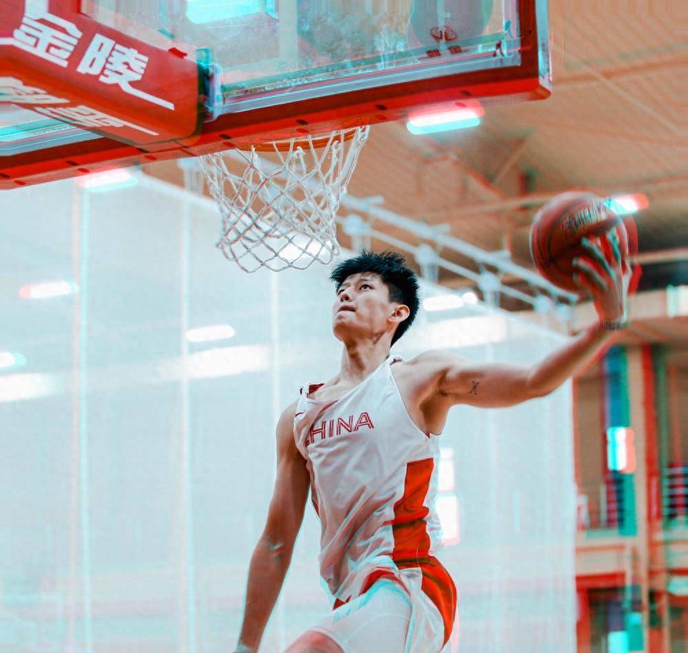 湖南男篮显露超强实力,无敌之势令人赞叹 湖南男篮显露超强实力,无敌之势令人赞叹的是谁