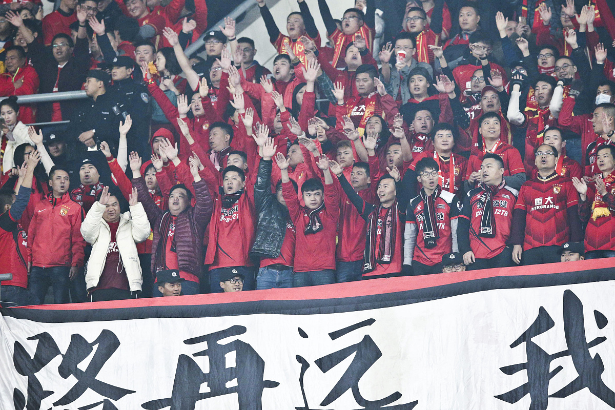 上港主场惨败，遭遇反击攻势瓦解 上港主场惨败,遭遇反击攻势瓦解的原因 