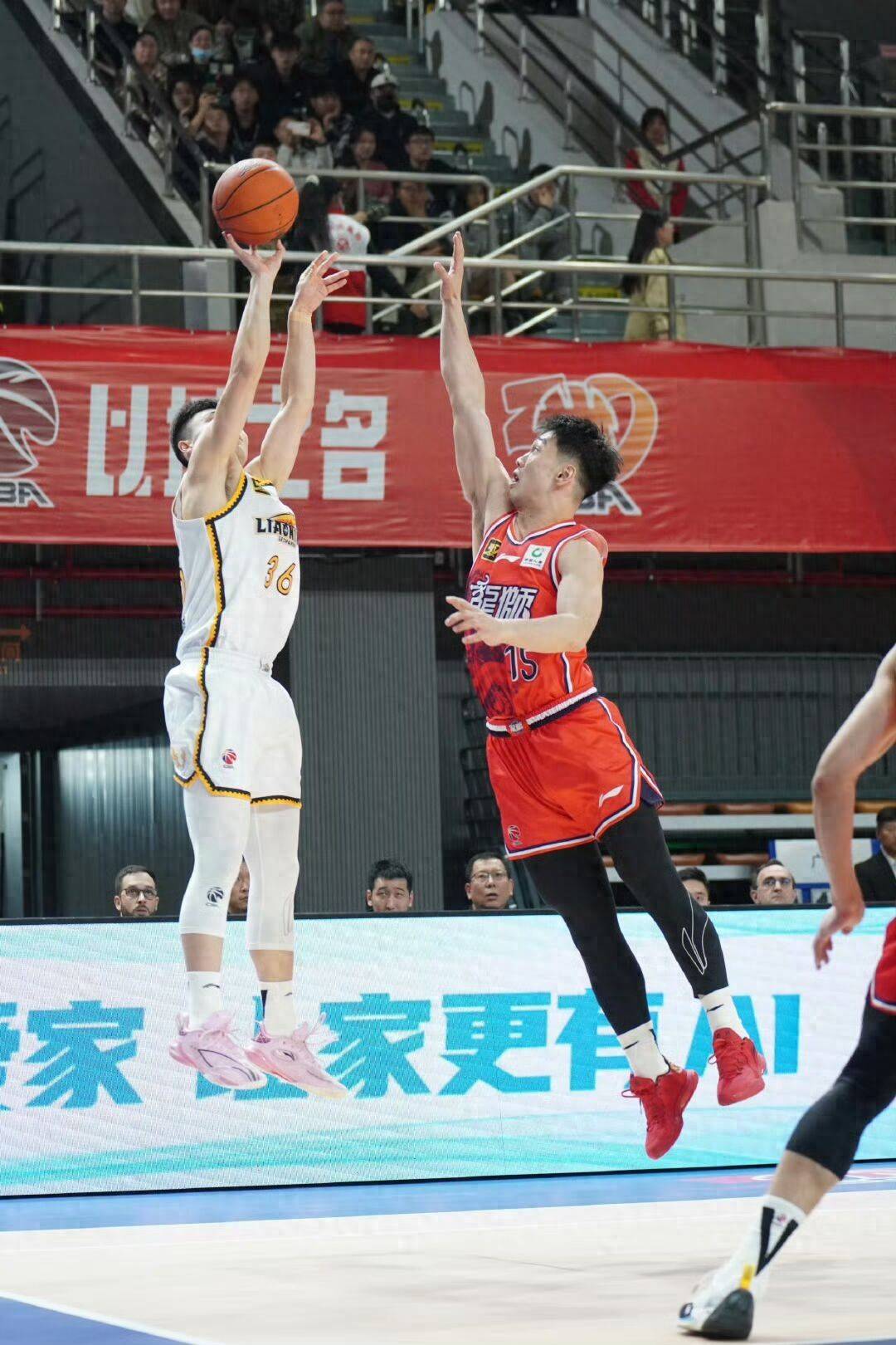 关于广州男篮险胜，一场胜利令人欣喜的信息