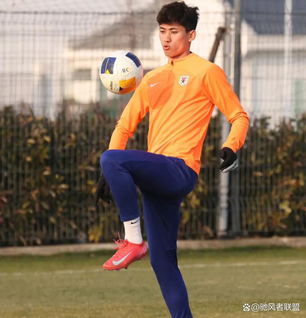 足坛新秀崭露头角，独中两元力挺球队晋级的简单介绍
