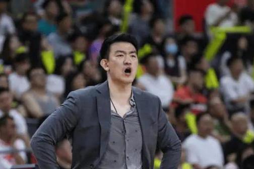 西班牙苦战晋级，主教练誓言再战决赛的简单介绍